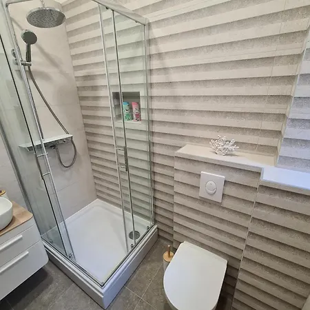 D&d In Centre 1 Πανσιόν