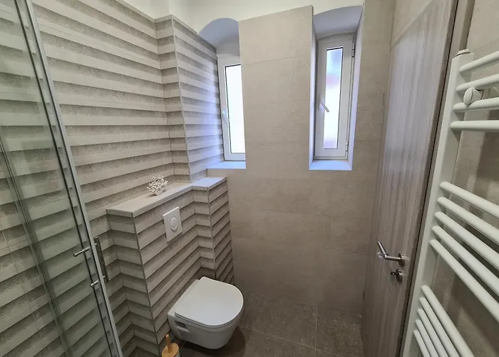 D&d In Centre 1 Split